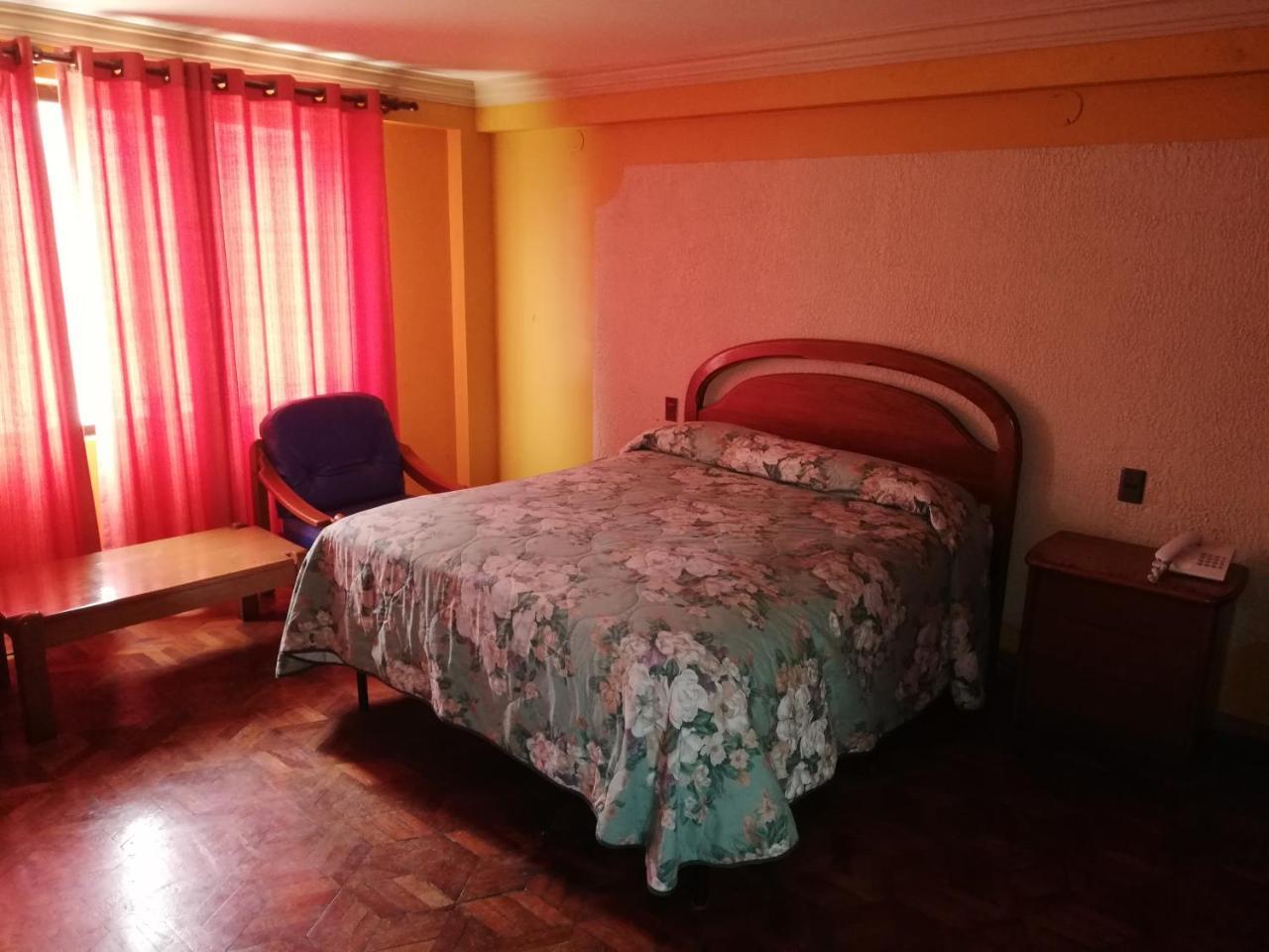 Hostal Rio Ibare ลาปาซ ภายนอก รูปภาพ