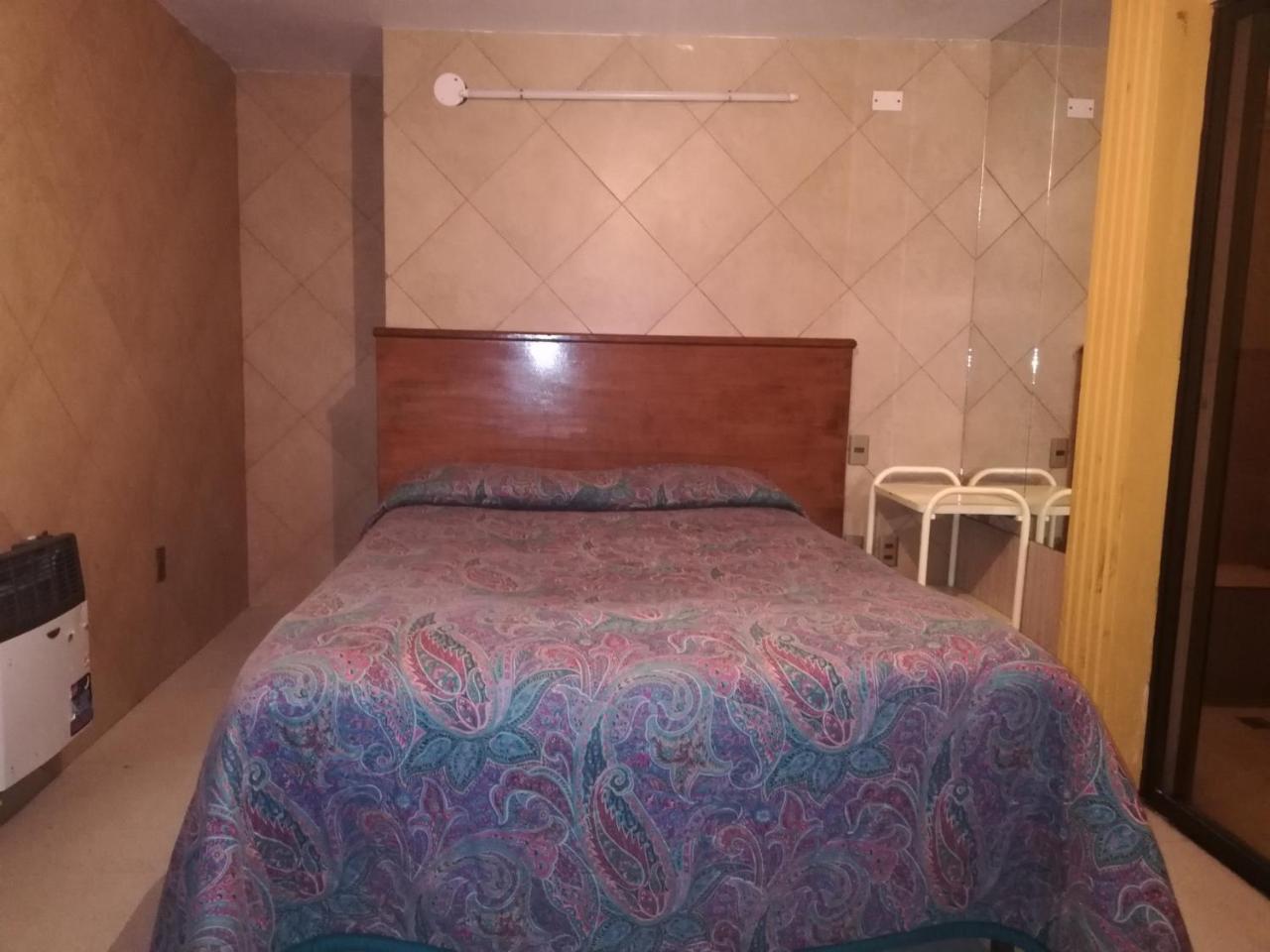 Hostal Rio Ibare ลาปาซ ภายนอก รูปภาพ